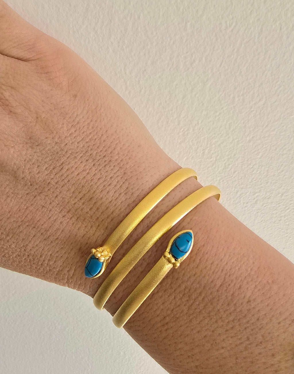Kiya Snake Cuff