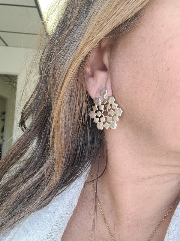 Shagar Earrings - MINU Jewels