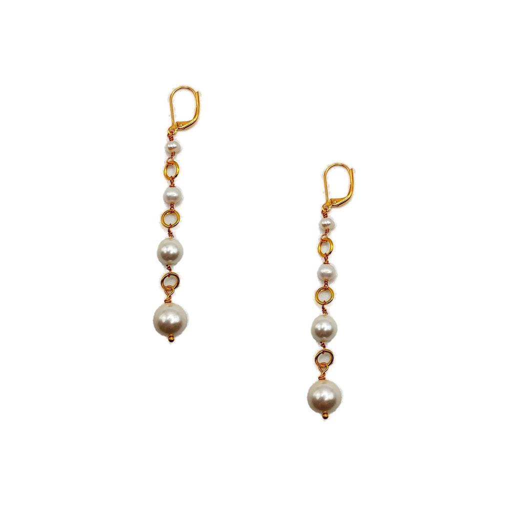 Graduated Pearl Earrings - MINU Jewels
